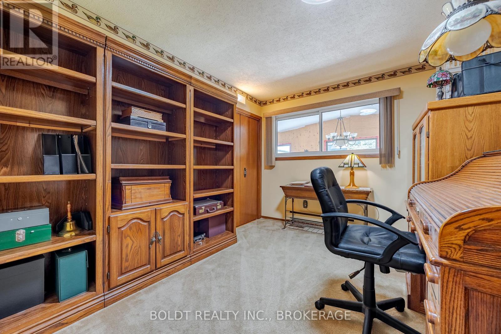 2010 Hansler Street, Pelham (North Pelham), Ontario  L0S 1M0 - Photo 24 - X12189447