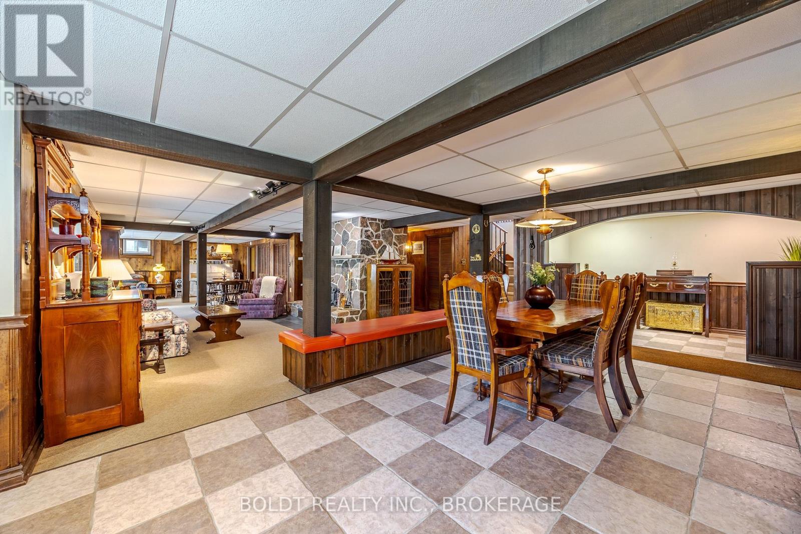 2010 Hansler Street, Pelham (North Pelham), Ontario  L0S 1M0 - Photo 26 - X12189447