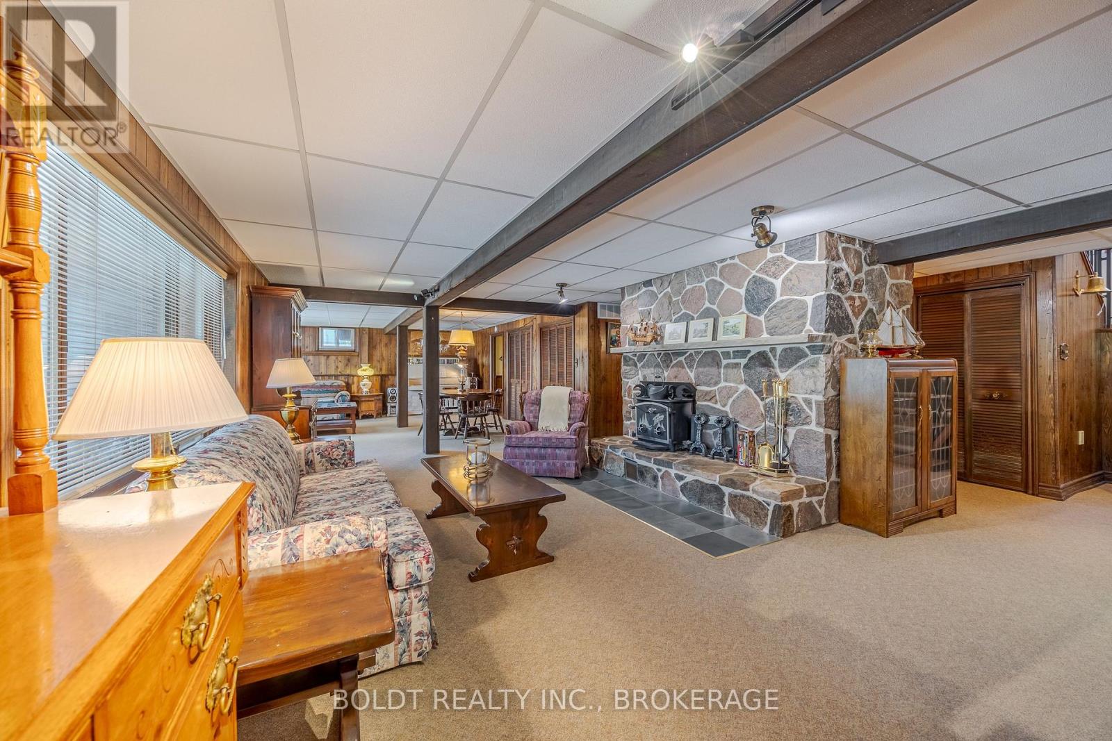 2010 Hansler Street, Pelham (North Pelham), Ontario  L0S 1M0 - Photo 28 - X12189447