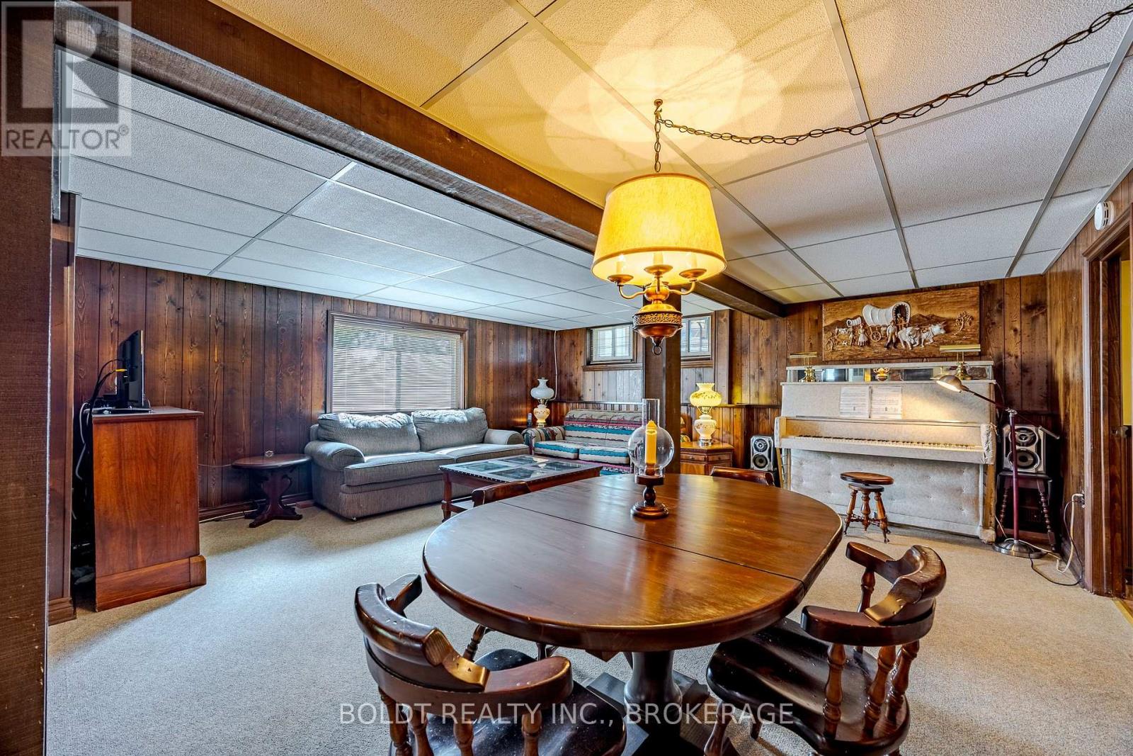 2010 Hansler Street, Pelham (North Pelham), Ontario  L0S 1M0 - Photo 29 - X12189447