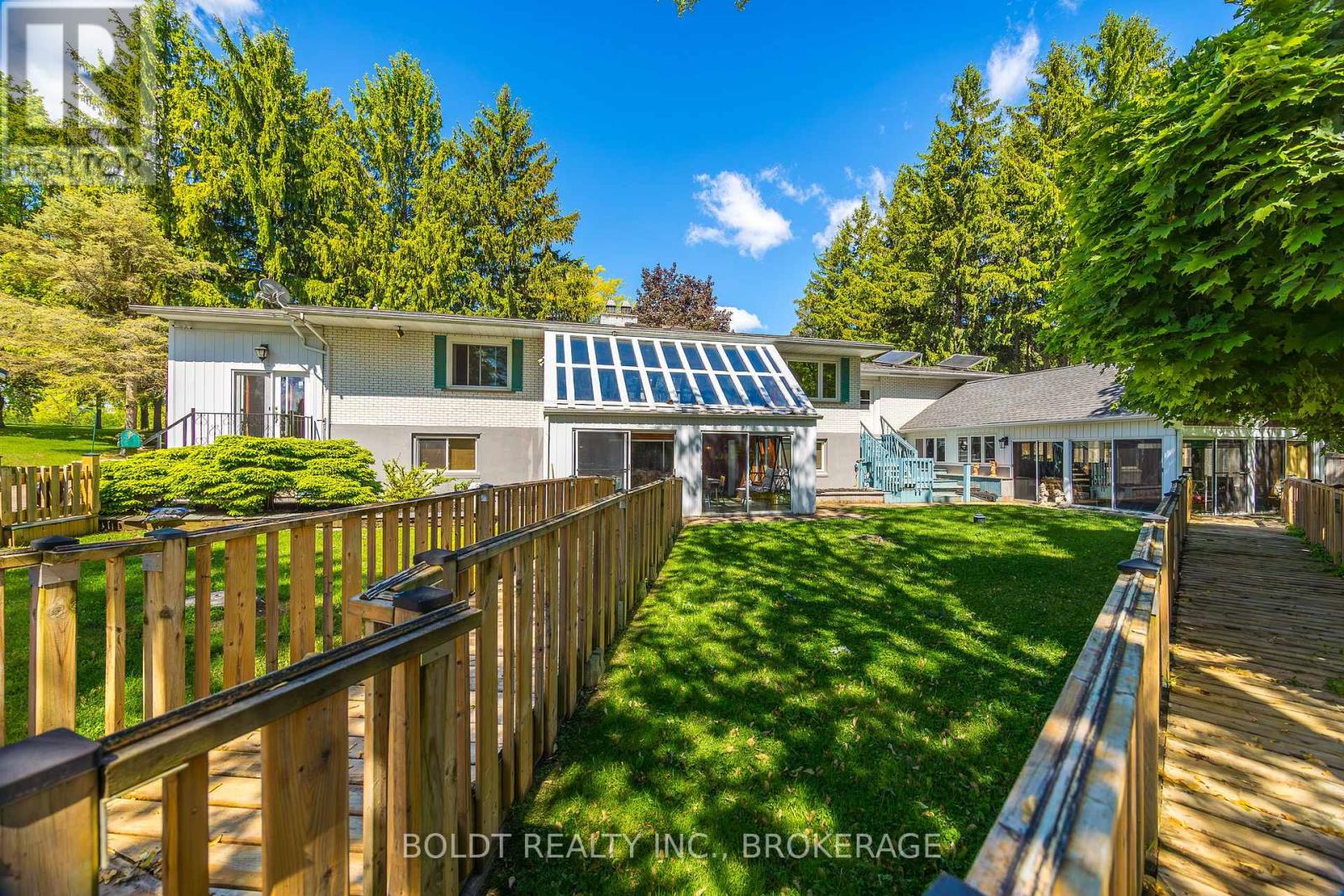 2010 Hansler Street, Pelham (North Pelham), Ontario  L0S 1M0 - Photo 45 - X12189447