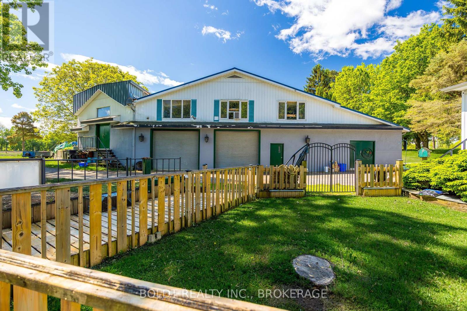 2010 Hansler Street, Pelham (North Pelham), Ontario  L0S 1M0 - Photo 46 - X12189447