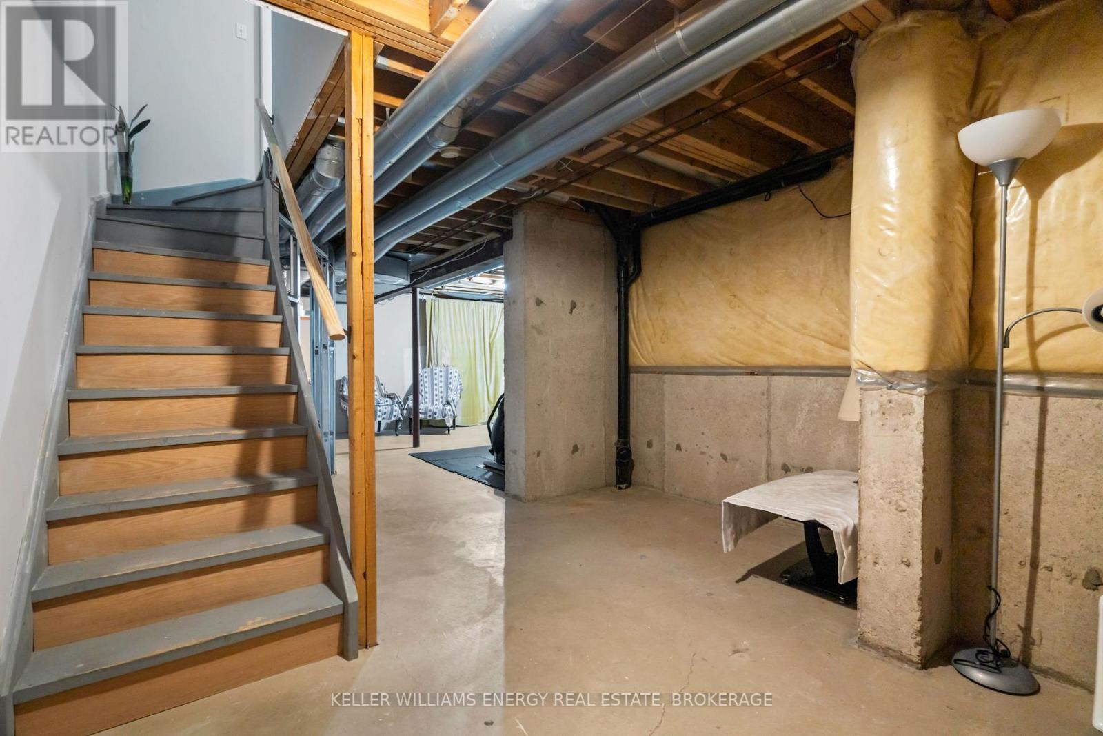 19 Woodstream Avenue, Brampton, Ontario L6R 1M7 - Photo 24 - W12189455
