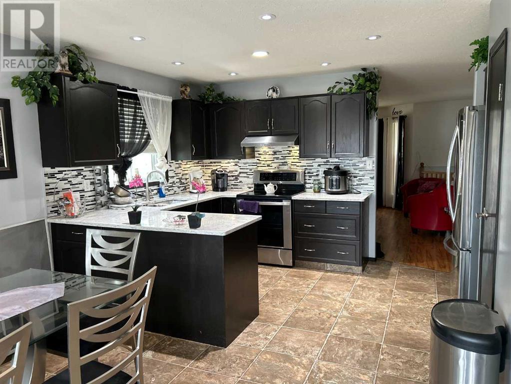 3 Upland Road, Brooks, Alberta  T1R 0P8 - Photo 8 - A2226242