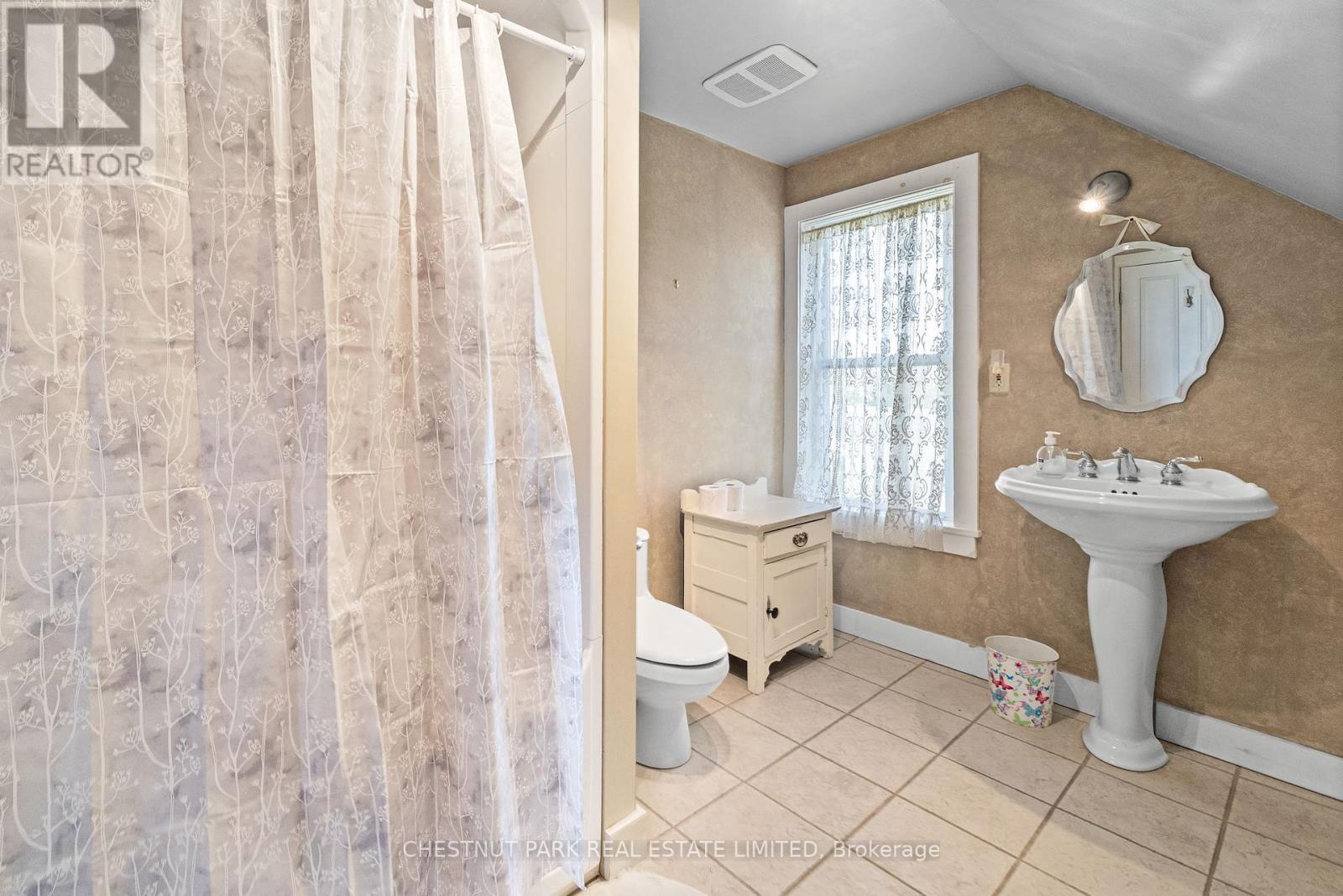 419 County Rd 25, Prince Edward County, Ontario  K0K 2T0 - Photo 20 - X12189479