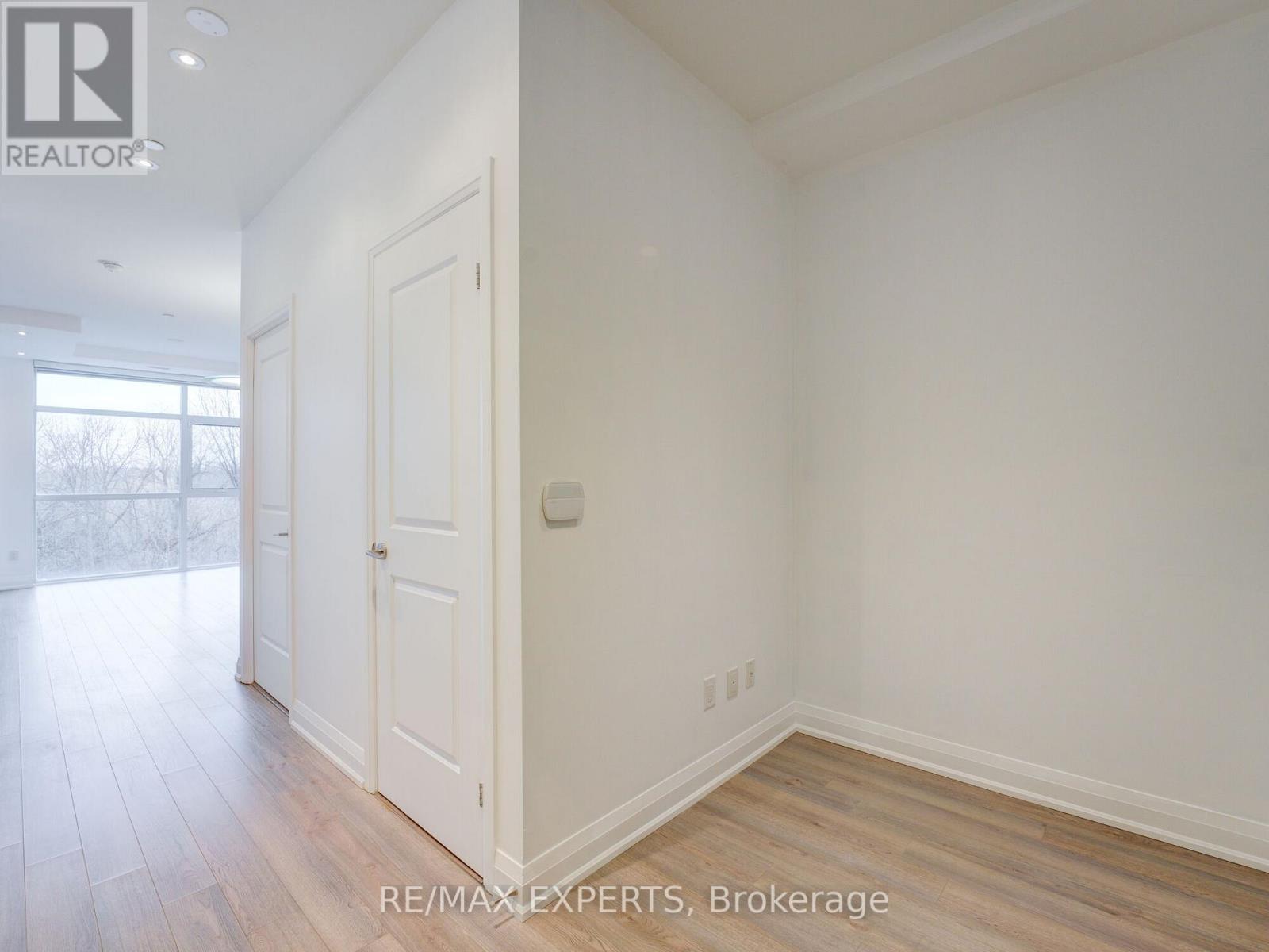 231 - 8763 Bayview Avenue W, Richmond Hill, Ontario  L4B 3V1 - Photo 8 - N12189268