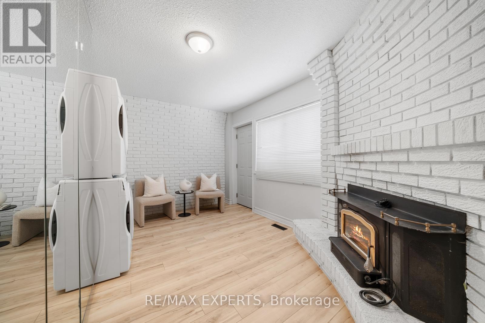17 Patrician Court, Bradford West Gwillimbury, Ontario  L3Z 1B4 - Photo 19 - N12189300