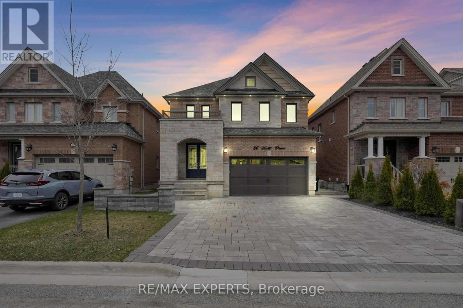 86 HOLT DRIVE, New Tecumseth, Ontario