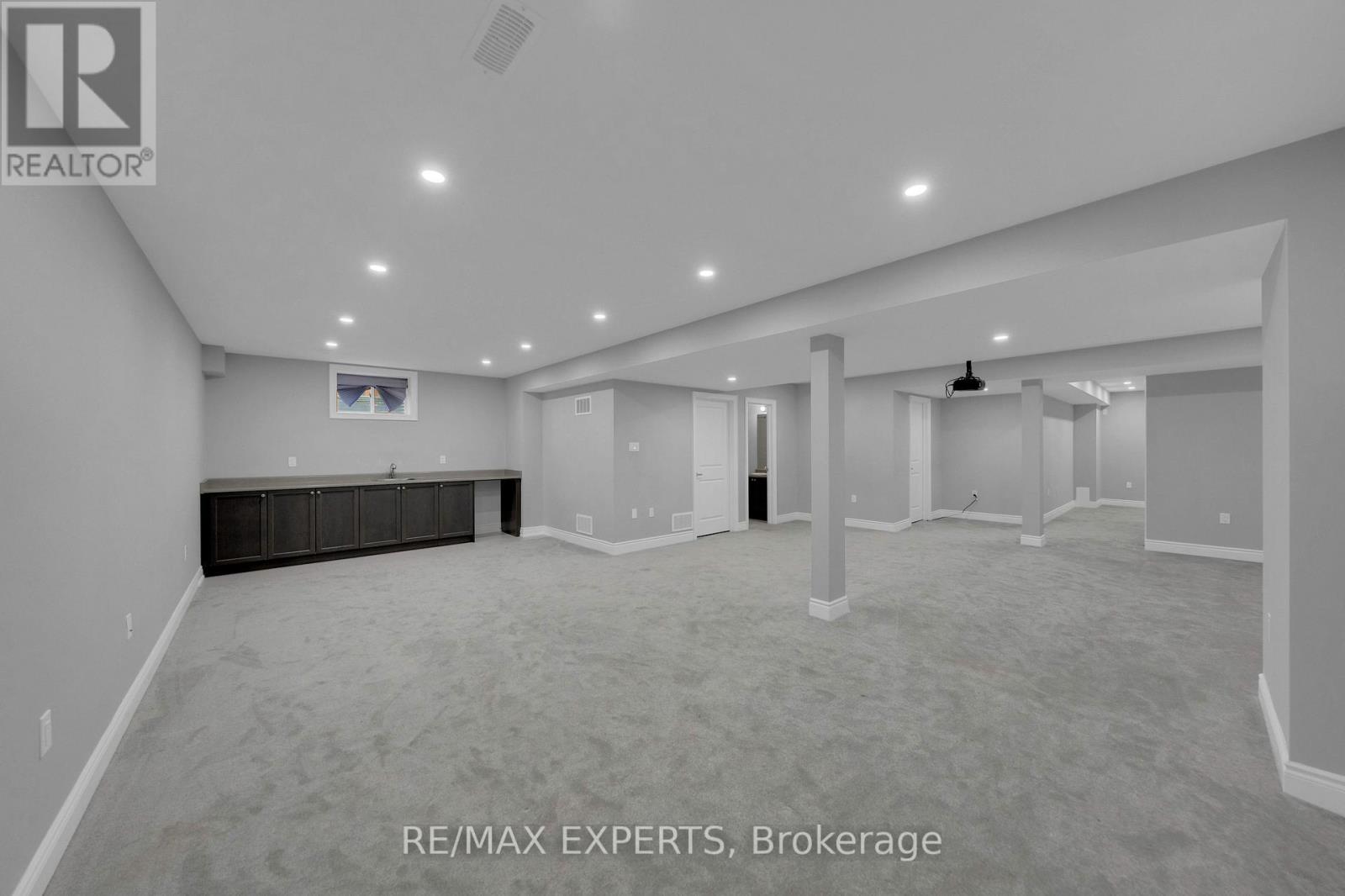 86 Holt Drive, New Tecumseth, Ontario  L9R 0R2 - Photo 40 - N12189347