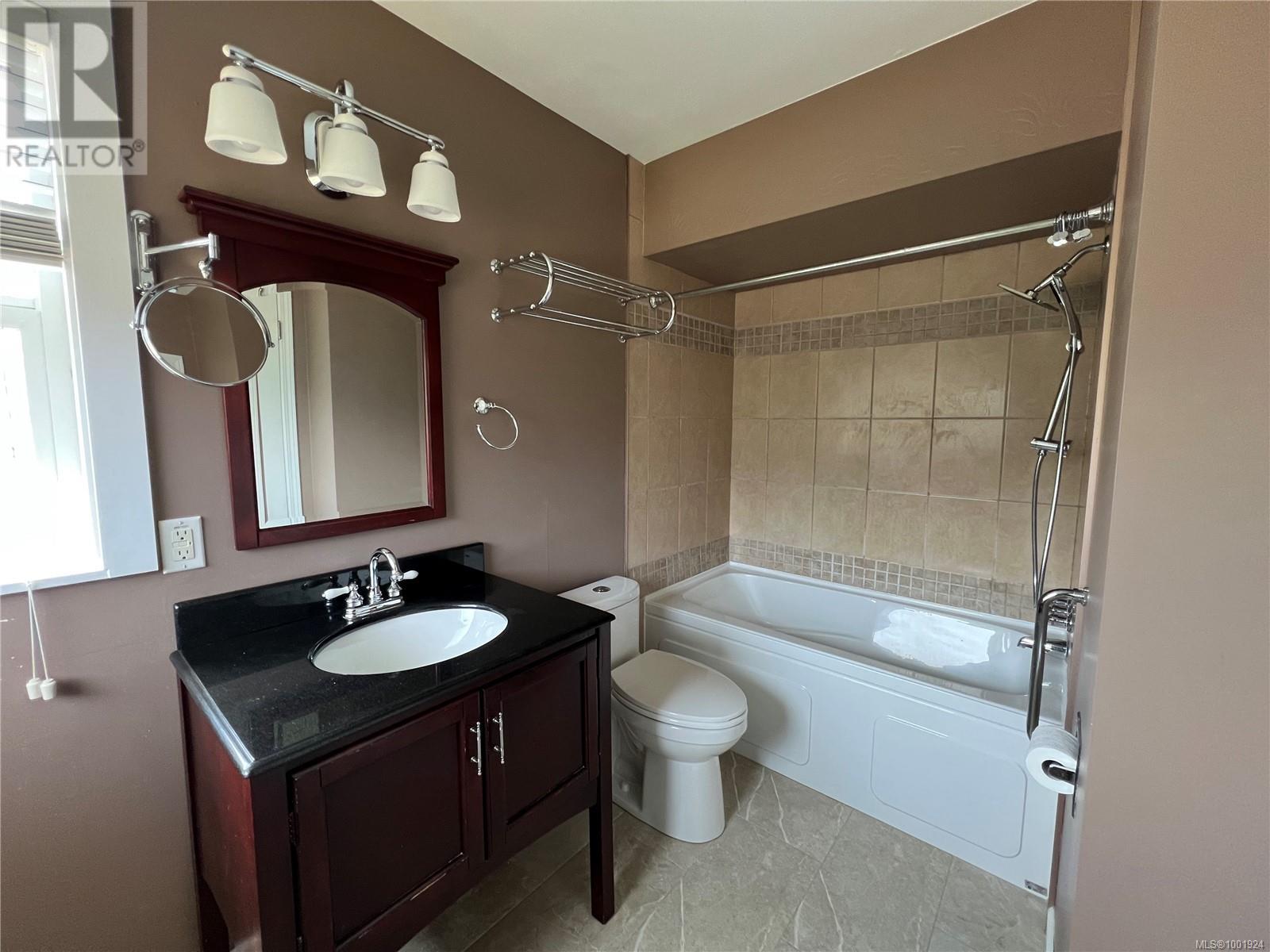 492 Cedar Cres, Gold River, British Columbia  V0P 1G0 - Photo 18 - 1001924