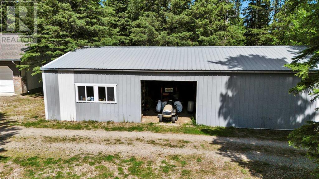 105 Meadow Drive, Rural Clearwater County, Alberta  T4T 0A3 - Photo 13 - A2204244