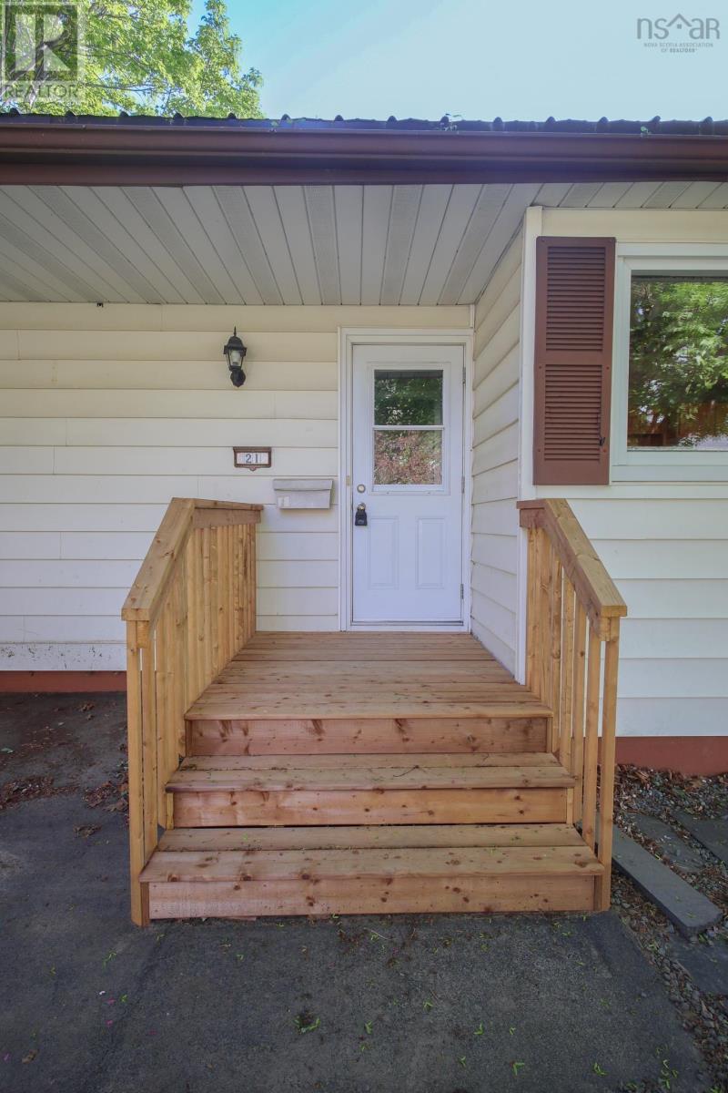 Property at 21 Elizabeth Avenue image 3