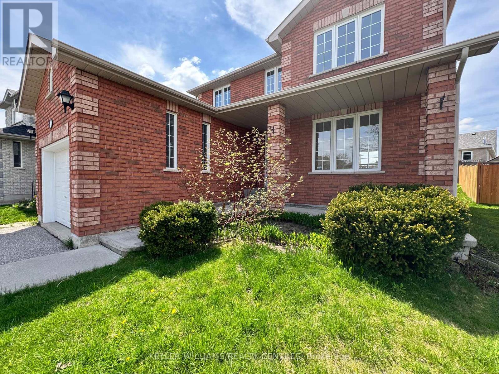 Main/2nd - 46 Birchwood Drive, Barrie, Ontario  L4M 6X8 - Photo 2 - S12189281