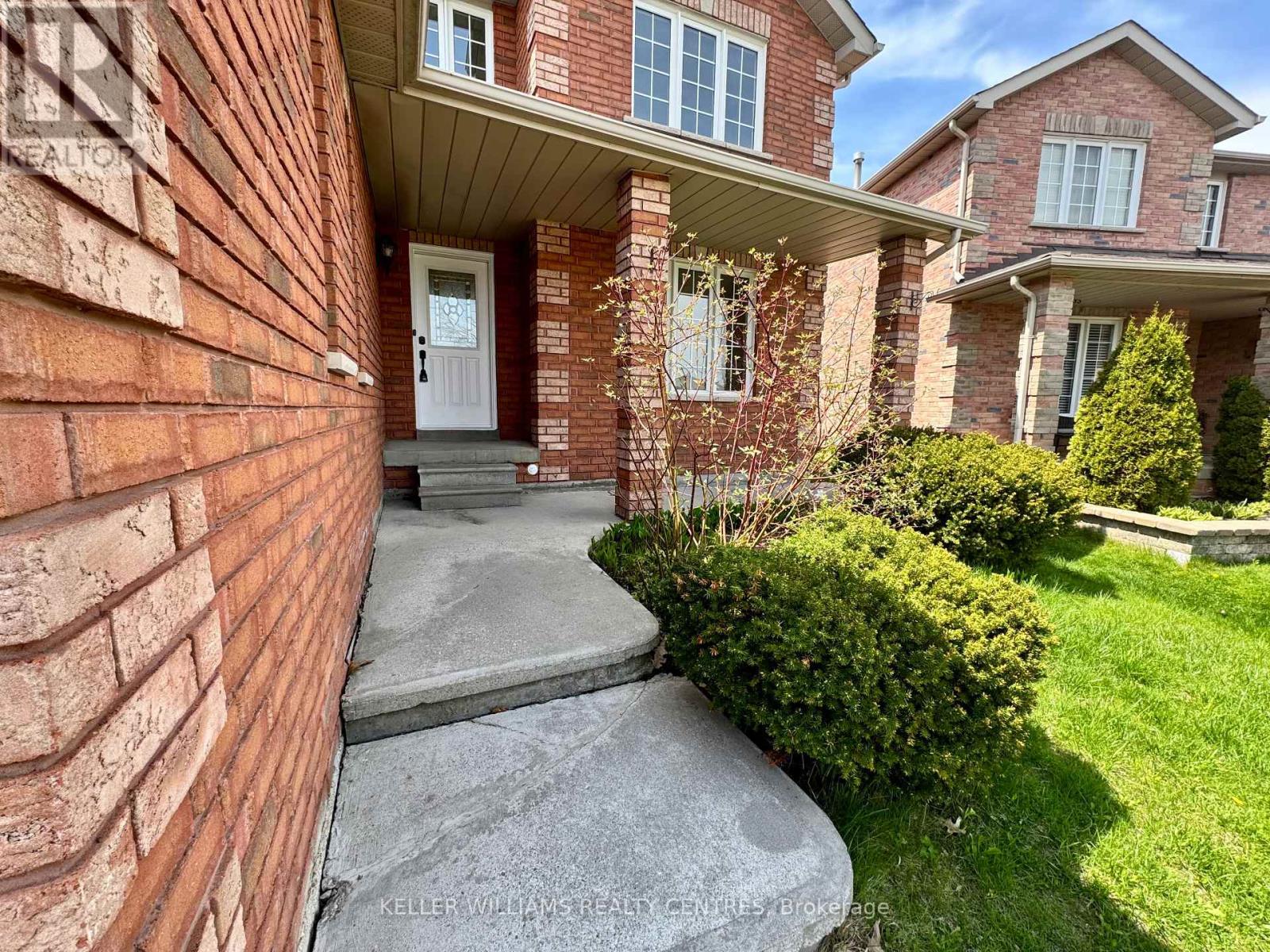 Main/2nd - 46 Birchwood Drive, Barrie, Ontario  L4M 6X8 - Photo 3 - S12189281