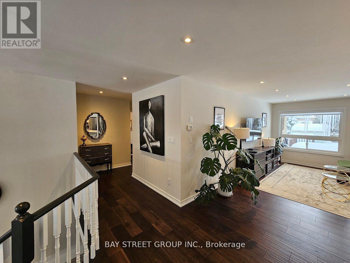 469 Ramblewood Drive, Wasaga Beach, Ontario  L9Z 1P6 - Photo 7 - S12189306
