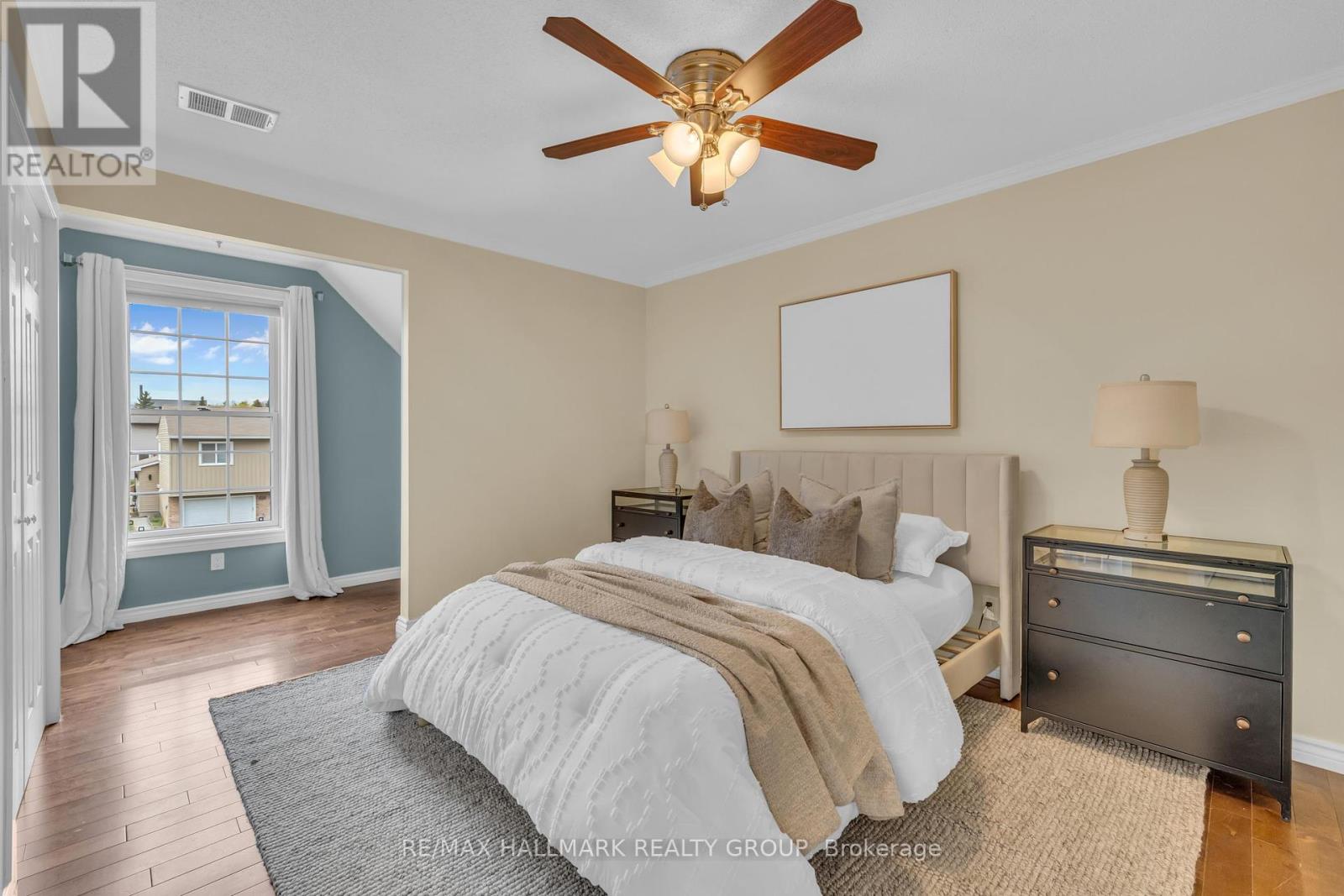 8 Scharf Lane, Ottawa, Ontario  K2L 2K2 - Photo 23 - X12189359