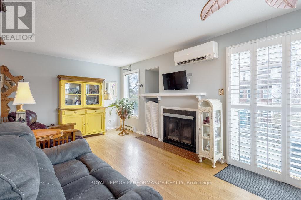 E - 3066 Councillors Way, Ottawa, Ontario  K1T 2S7 - Photo 8 - X12189366