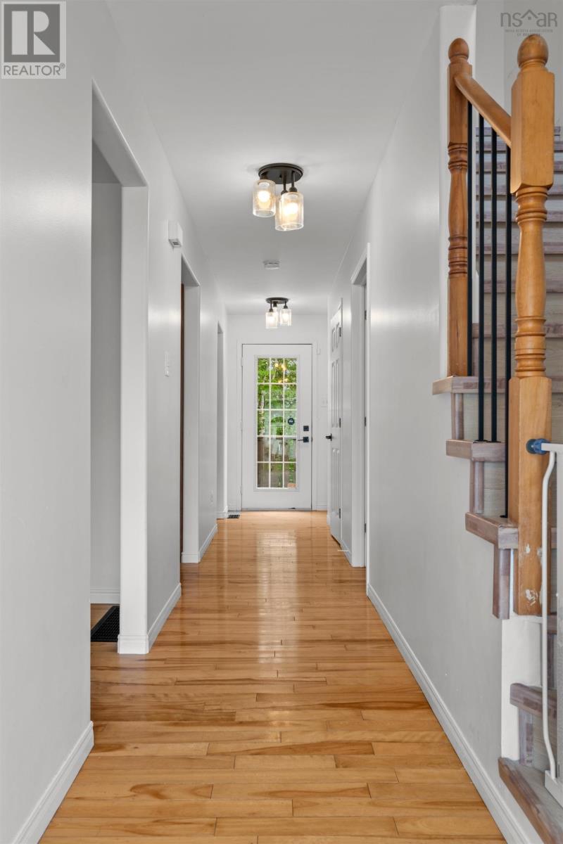 Property at 73 Madeira Crescent image 3