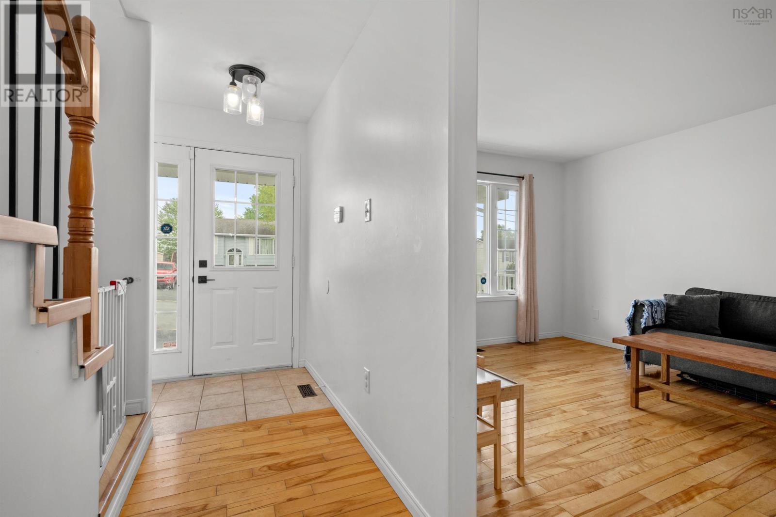Property at 73 Madeira Crescent image 4