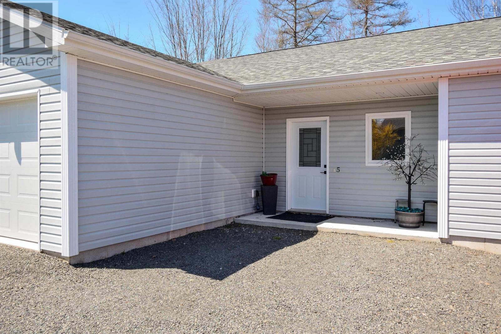 1-6 Daisy Lane    Baddeck, Baddeck, Nova Scotia  B0E 1B0 - Photo 7 - 202513098