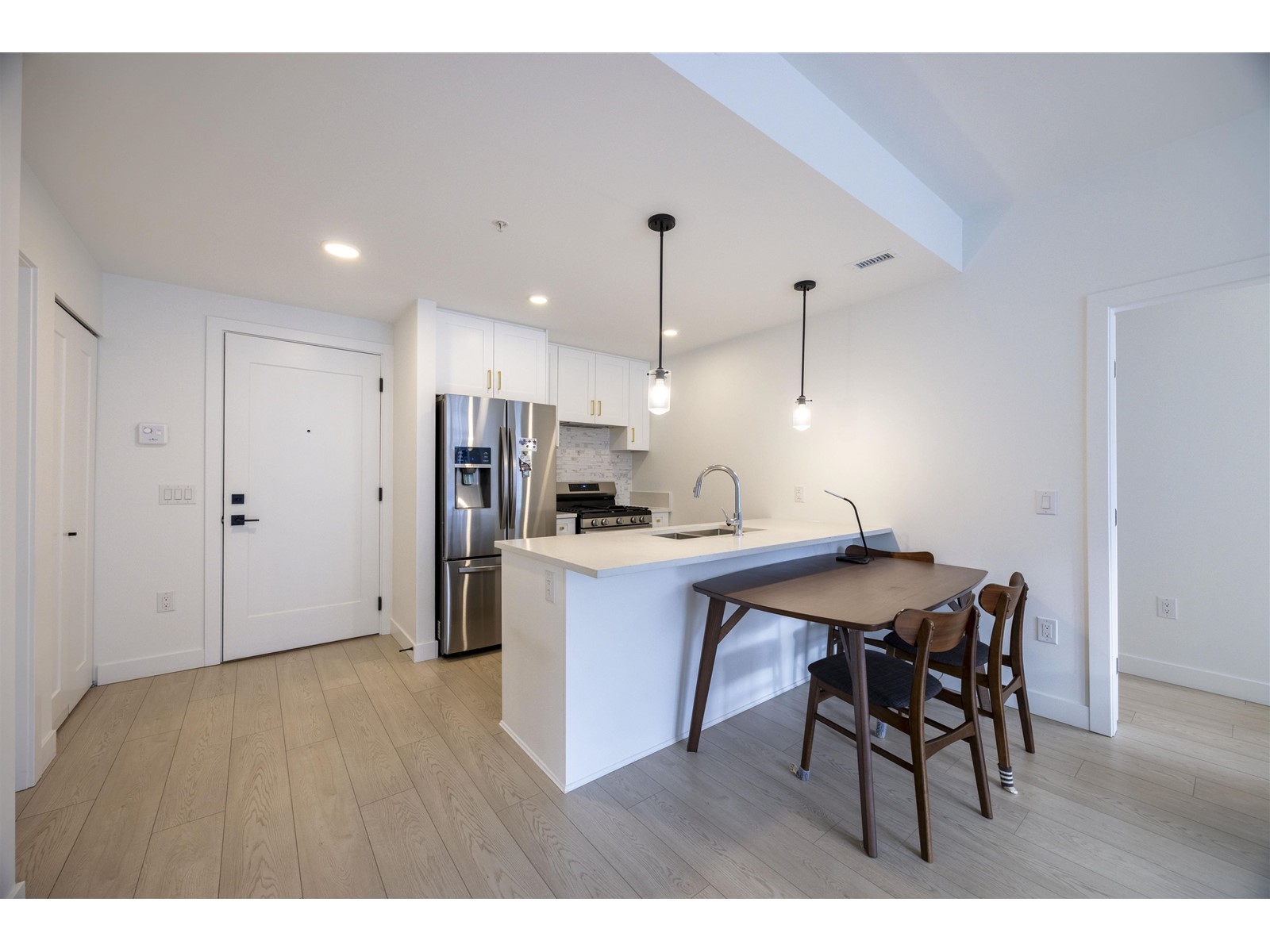 Property at 411 19945 BRYDON CRESCENT image 3