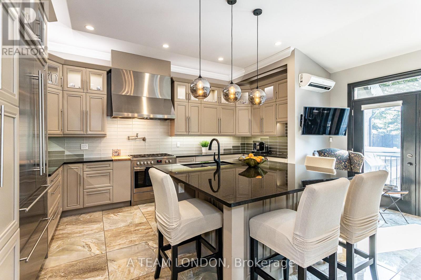 4 - 80 Barton Street, London East, Ontario  N6A 1N2 - Photo 8 - X12172562