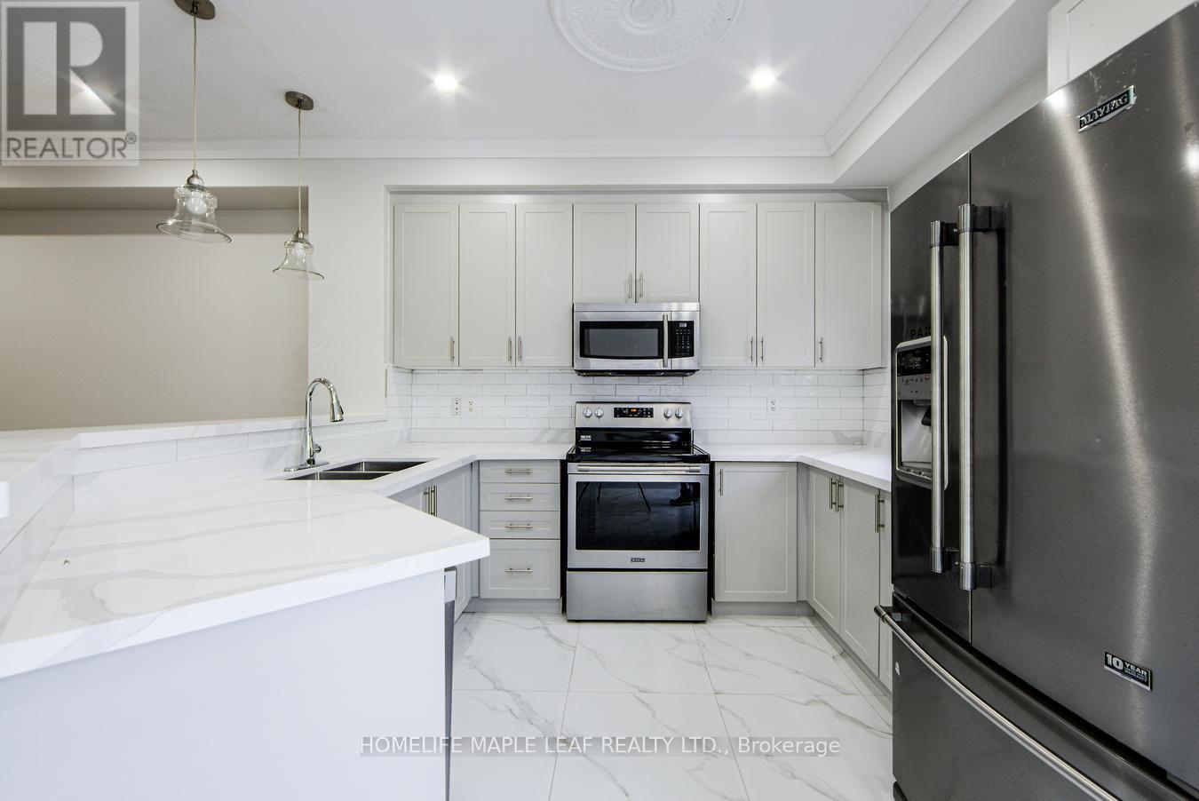 58 Begonia Crescent, Brampton, Ontario  L7A 0M6 - Photo 13 - W12189181