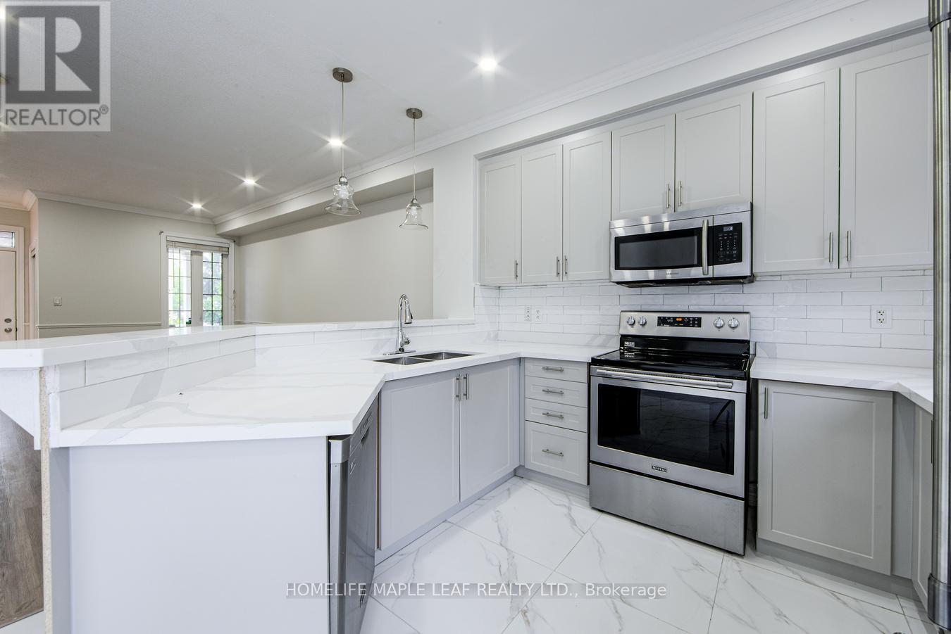 58 Begonia Crescent, Brampton, Ontario  L7A 0M6 - Photo 14 - W12189181