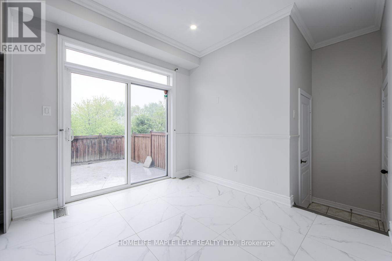 58 Begonia Crescent, Brampton, Ontario  L7A 0M6 - Photo 17 - W12189181