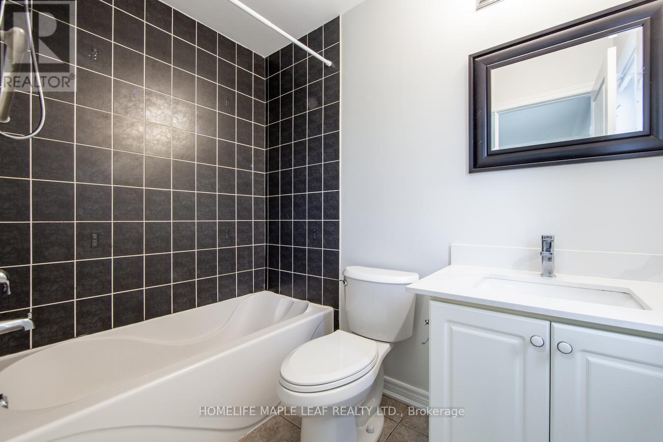 58 Begonia Crescent, Brampton, Ontario  L7A 0M6 - Photo 22 - W12189181