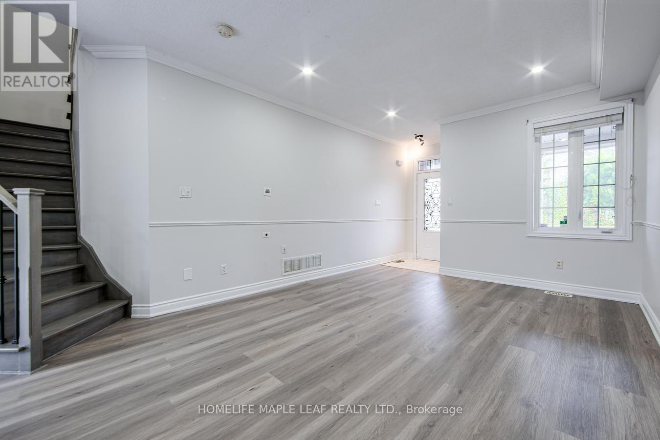 58 Begonia Crescent, Brampton, Ontario  L7A 0M6 - Photo 9 - W12189181