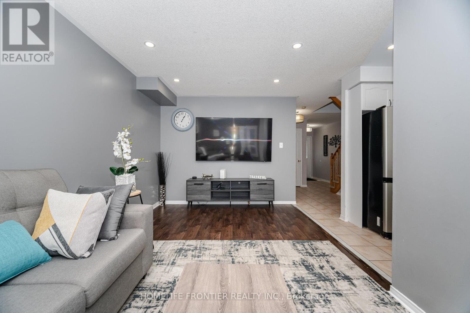 88 Wood Circle, Caledon (Bolton East), Ontario  L7E 1R3 - Photo 14 - W12189200