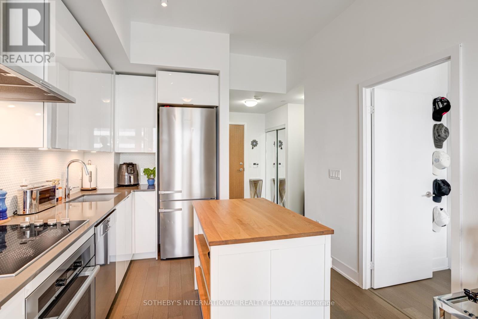 4302 - 20 Shore Breeze Drive, Toronto, Ontario  M8V 1A1 - Photo 4 - W12189297