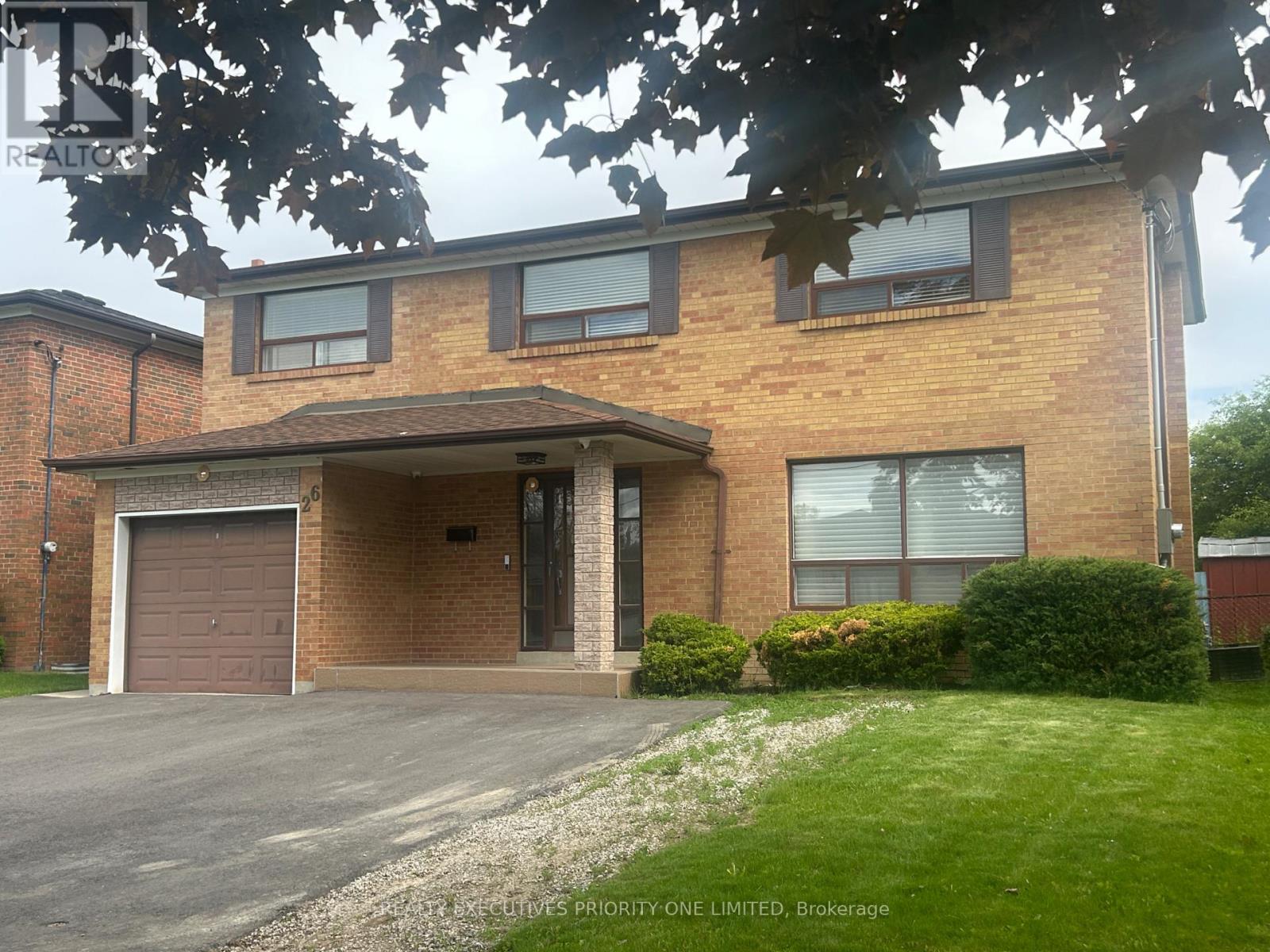 26 Conamore Crescent, Toronto, Ontario  M3J 1H3 - Photo 1 - W12189308