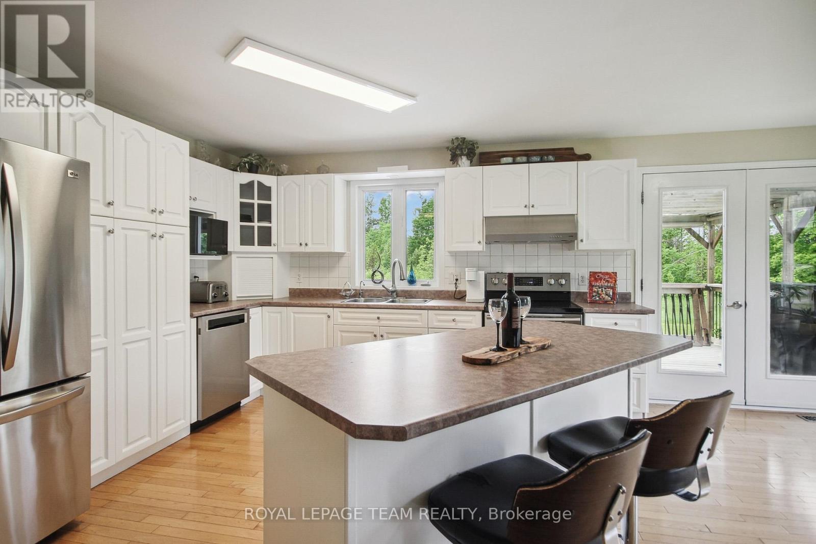 955 Macpherson Road, Montague, Ontario  K7A 4S4 - Photo 7 - X12168981