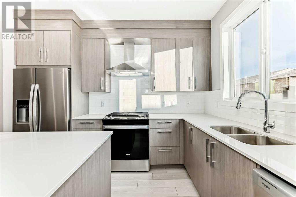 552 Chelsea Gardens, Chestermere, Alberta  T1X 2V5 - Photo 13 - A2226509