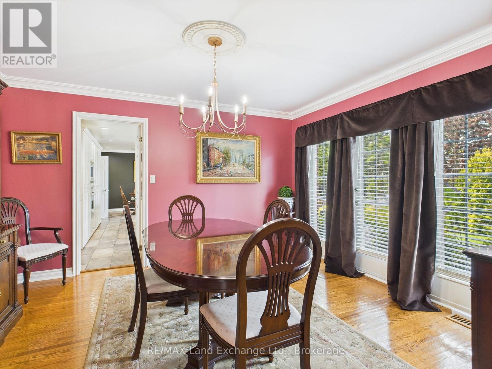 4 Eastwood Crescent, Kincardine, Ontario  N0G 2T0 - Photo 13 - X12187382