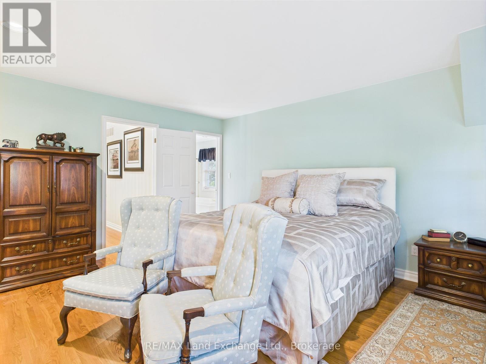 4 Eastwood Crescent, Kincardine, Ontario  N0G 2T0 - Photo 19 - X12187382