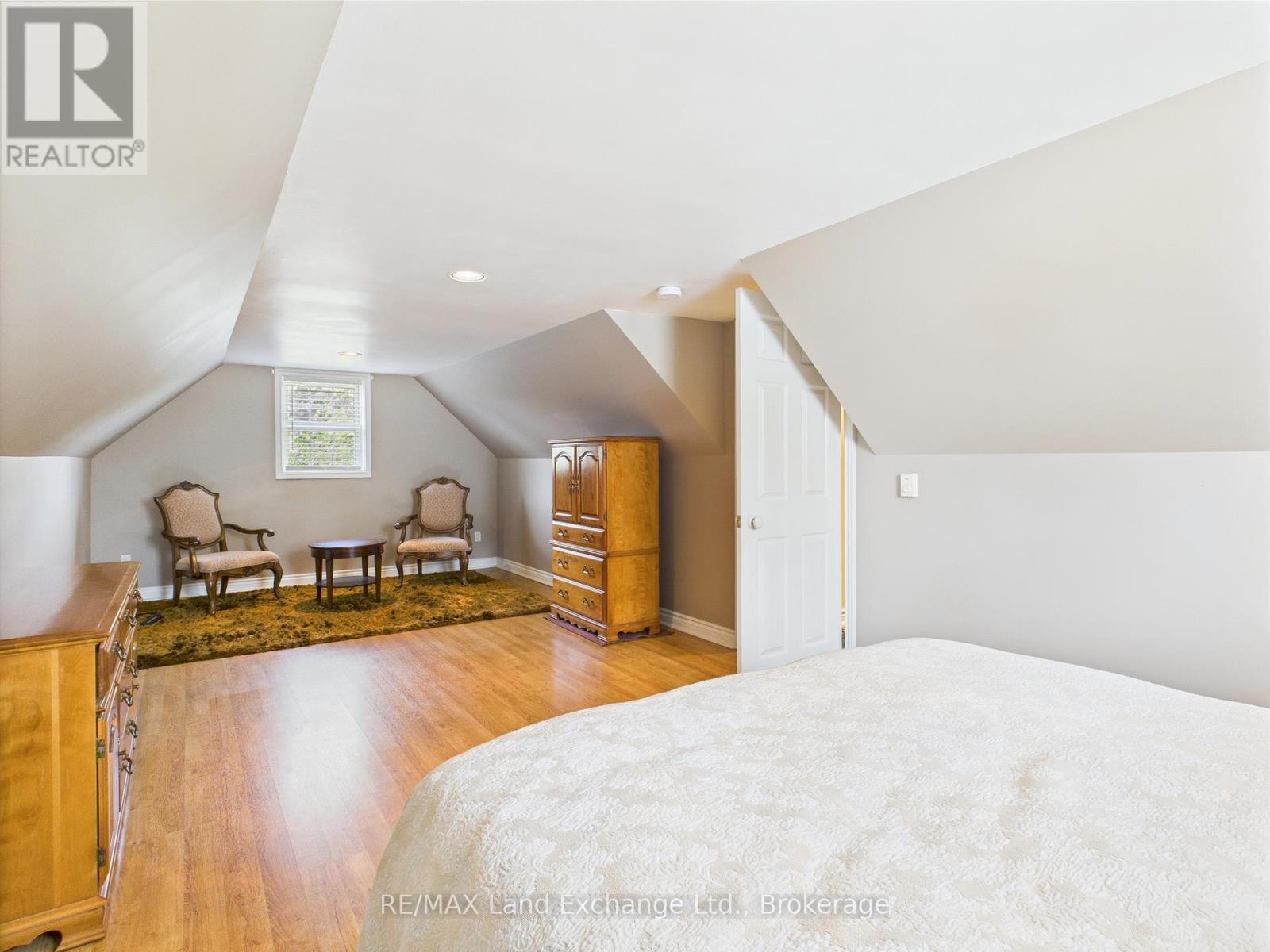 4 Eastwood Crescent, Kincardine, Ontario  N0G 2T0 - Photo 26 - X12187382
