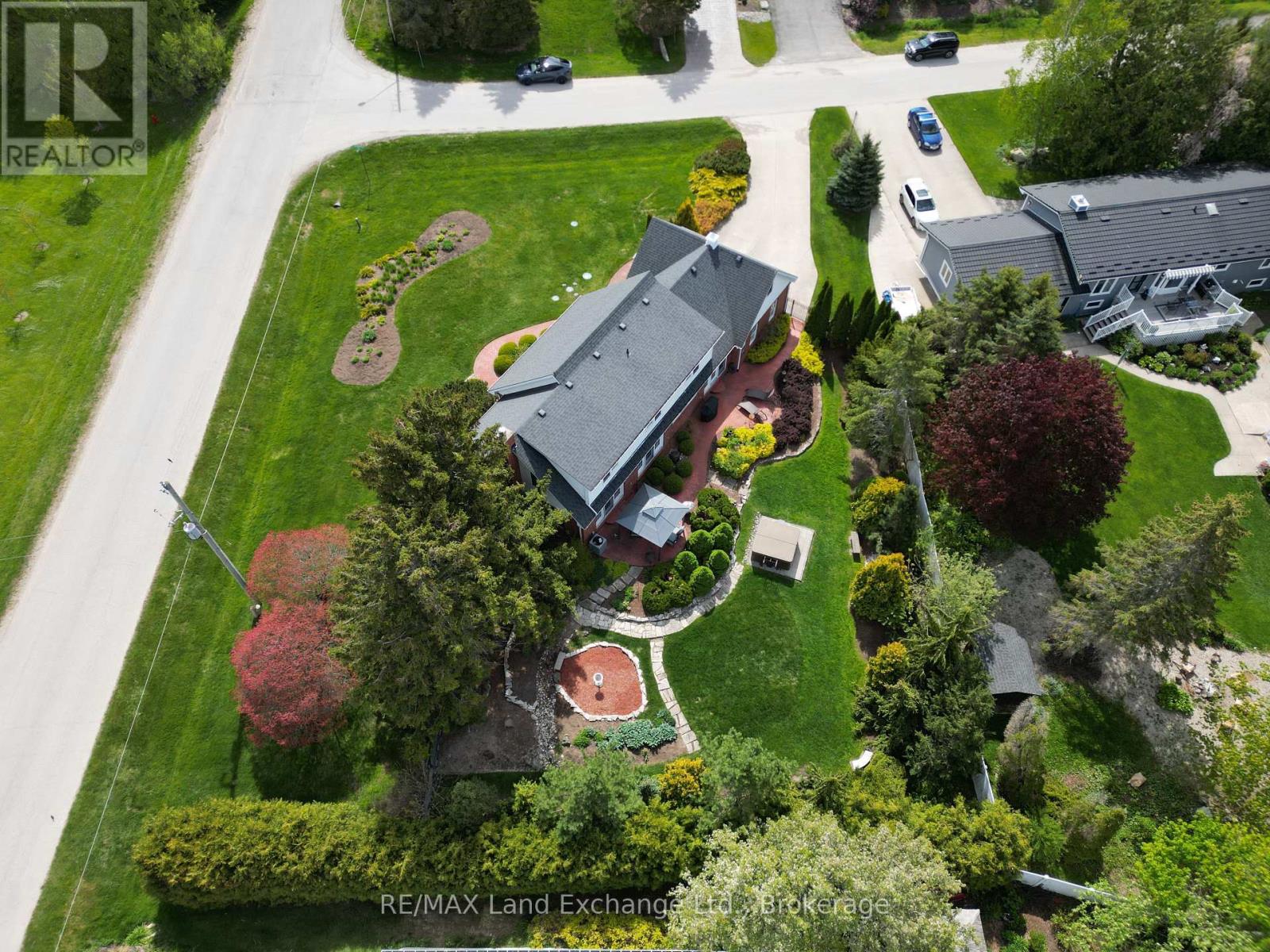 4 Eastwood Crescent, Kincardine, Ontario  N0G 2T0 - Photo 36 - X12187382