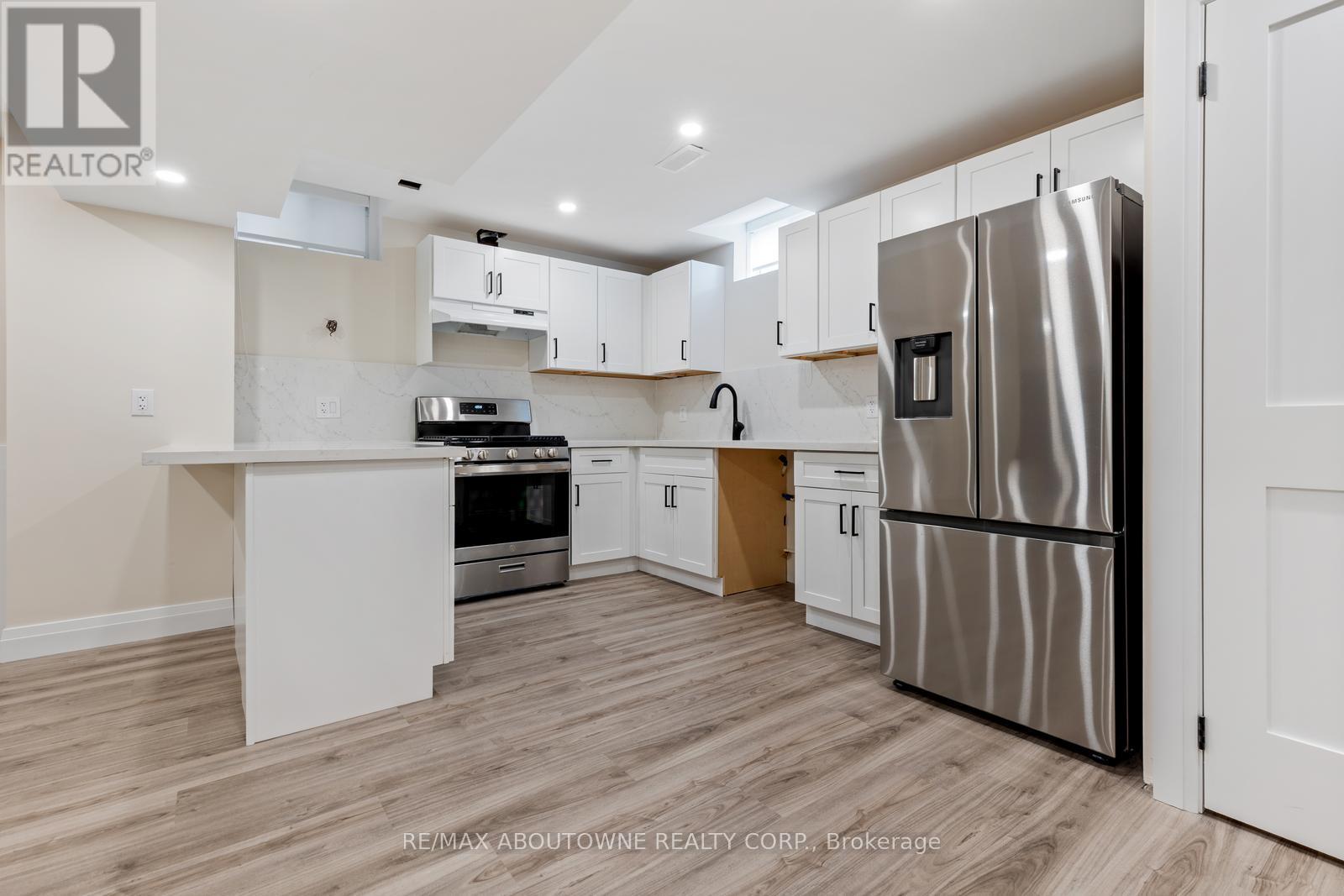 22 Interlacken Drive, Brampton, Ontario  L6X 0W7 - Photo 26 - W12163488
