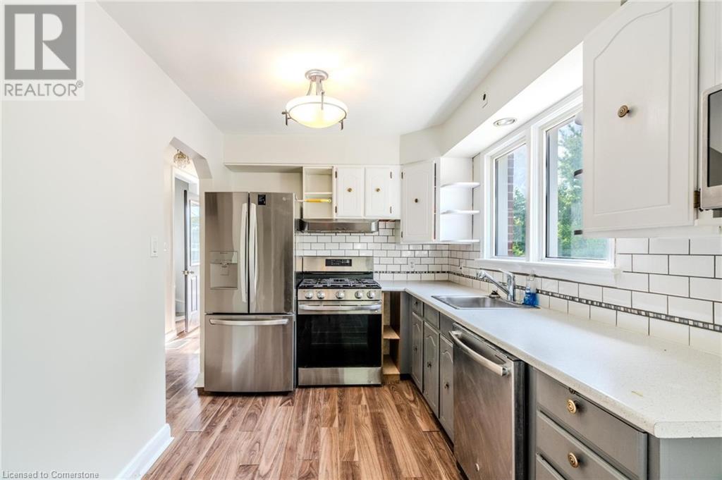 Property at 94 BEECH Avenue image 4