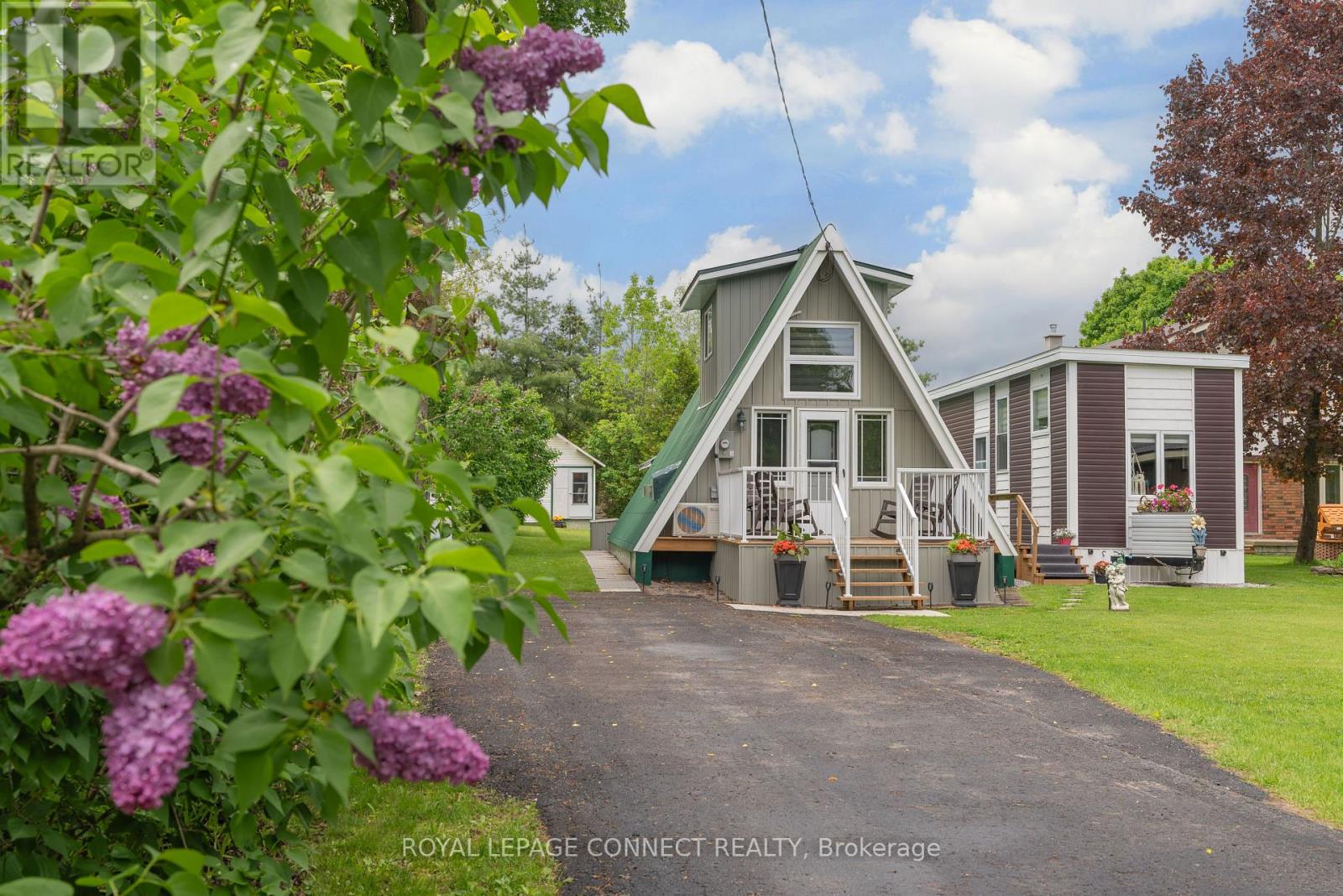 31 Falls Bay Road, Kawartha Lakes, Ontario  K0M 1A0 - Photo 4 - X12189211