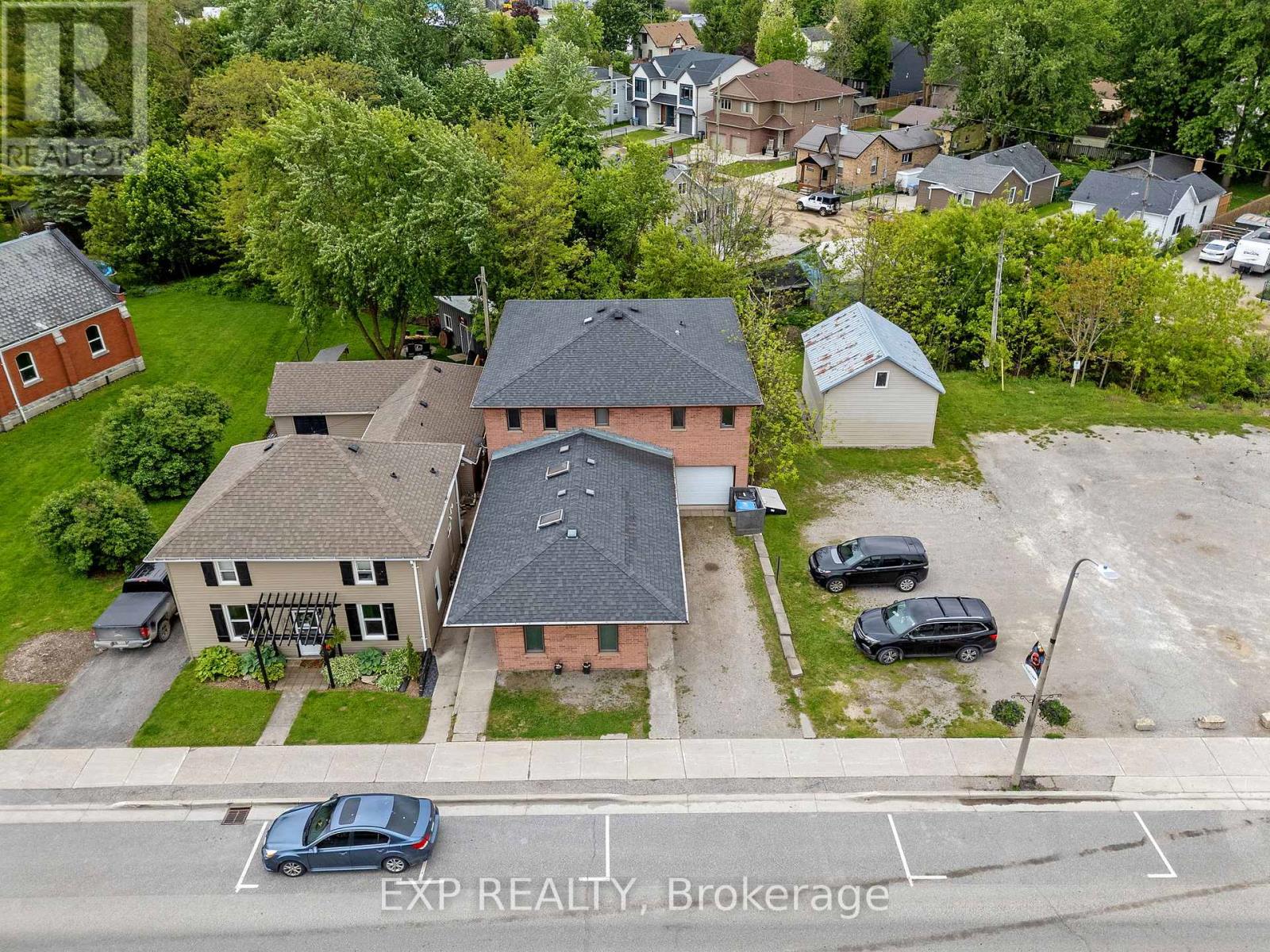 195 Main Street, Lucan Biddulph, Ontario  N0M 2J0 - Photo 27 - X12189230