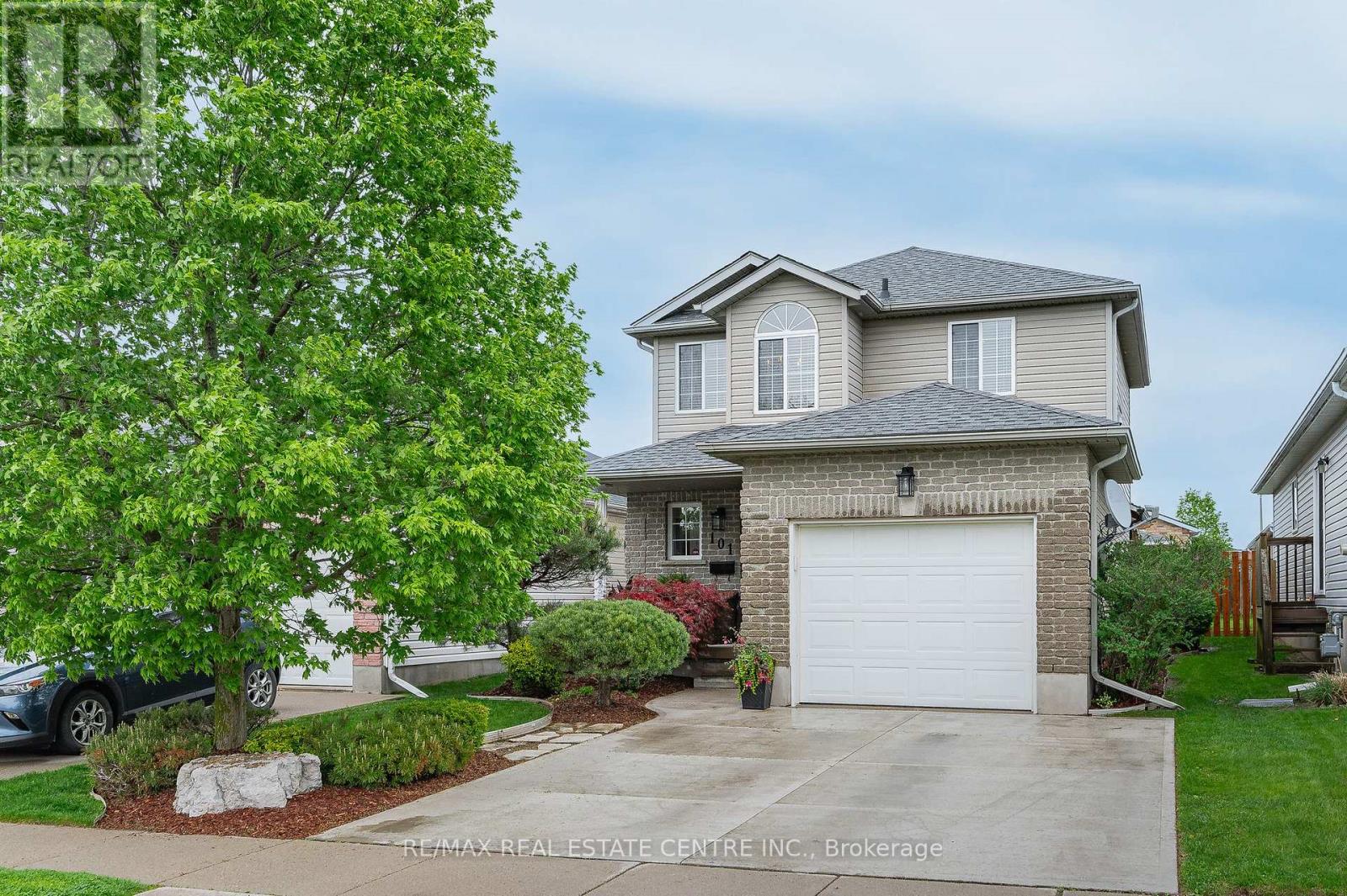 101 EDGEMERE DRIVE, Cambridge, Ontario