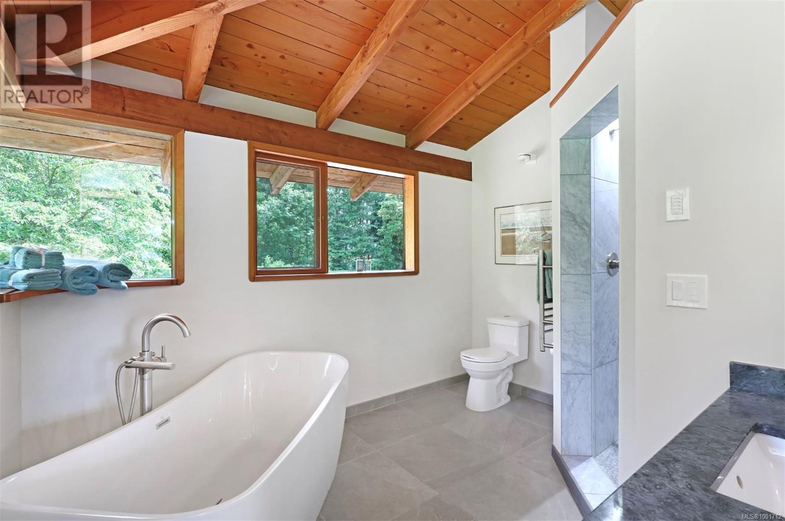 7161 Komas Rd, Denman Island, British Columbia  V0R 1T0 - Photo 24 - 1001712