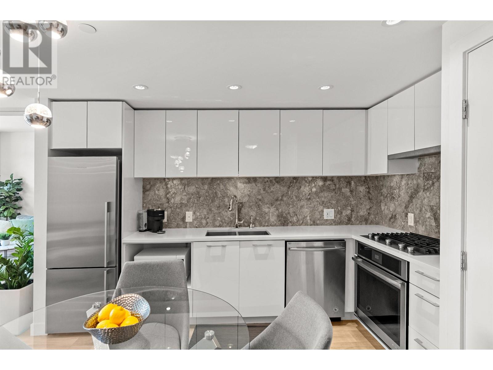 205 3557 Sawmill Crescent, Vancouver, British Columbia  V5S 0E2 - Photo 8 - R3008375