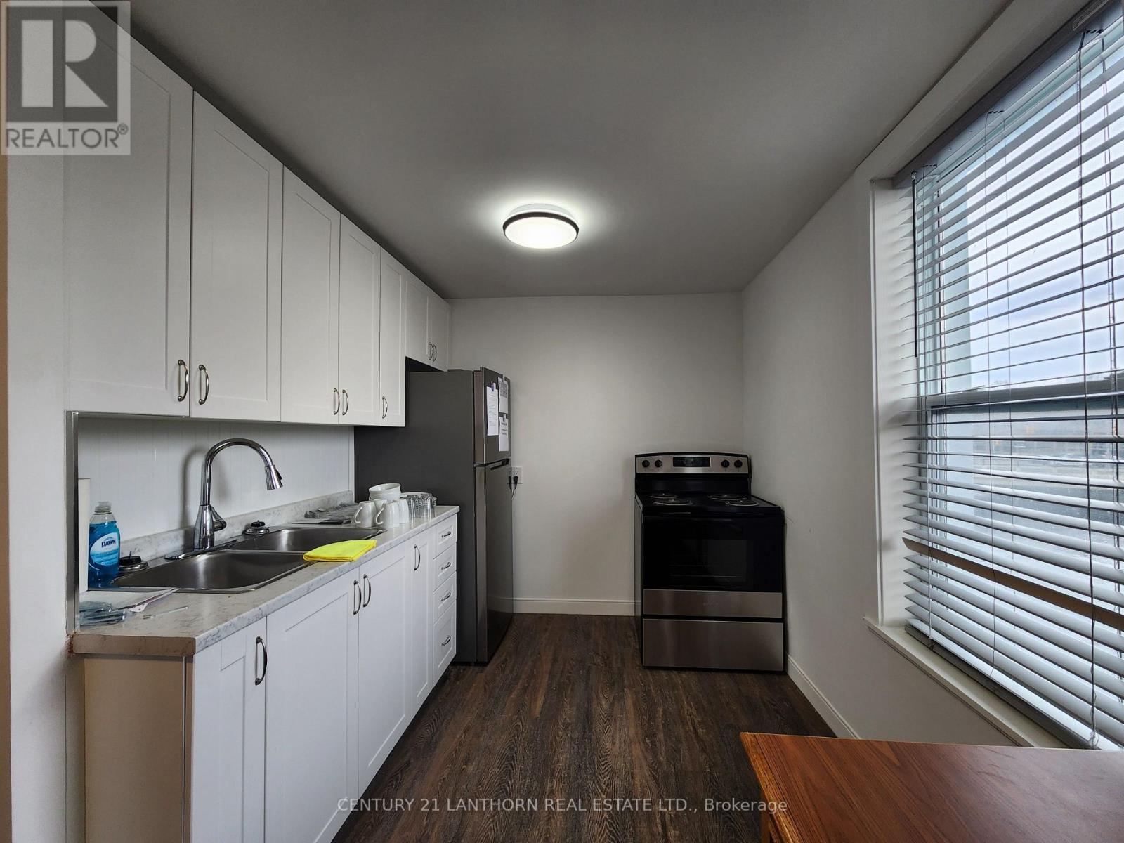 1 Moira Street E, Belleville, Ontario K8P 2S3 - Photo 14 - X12189574
