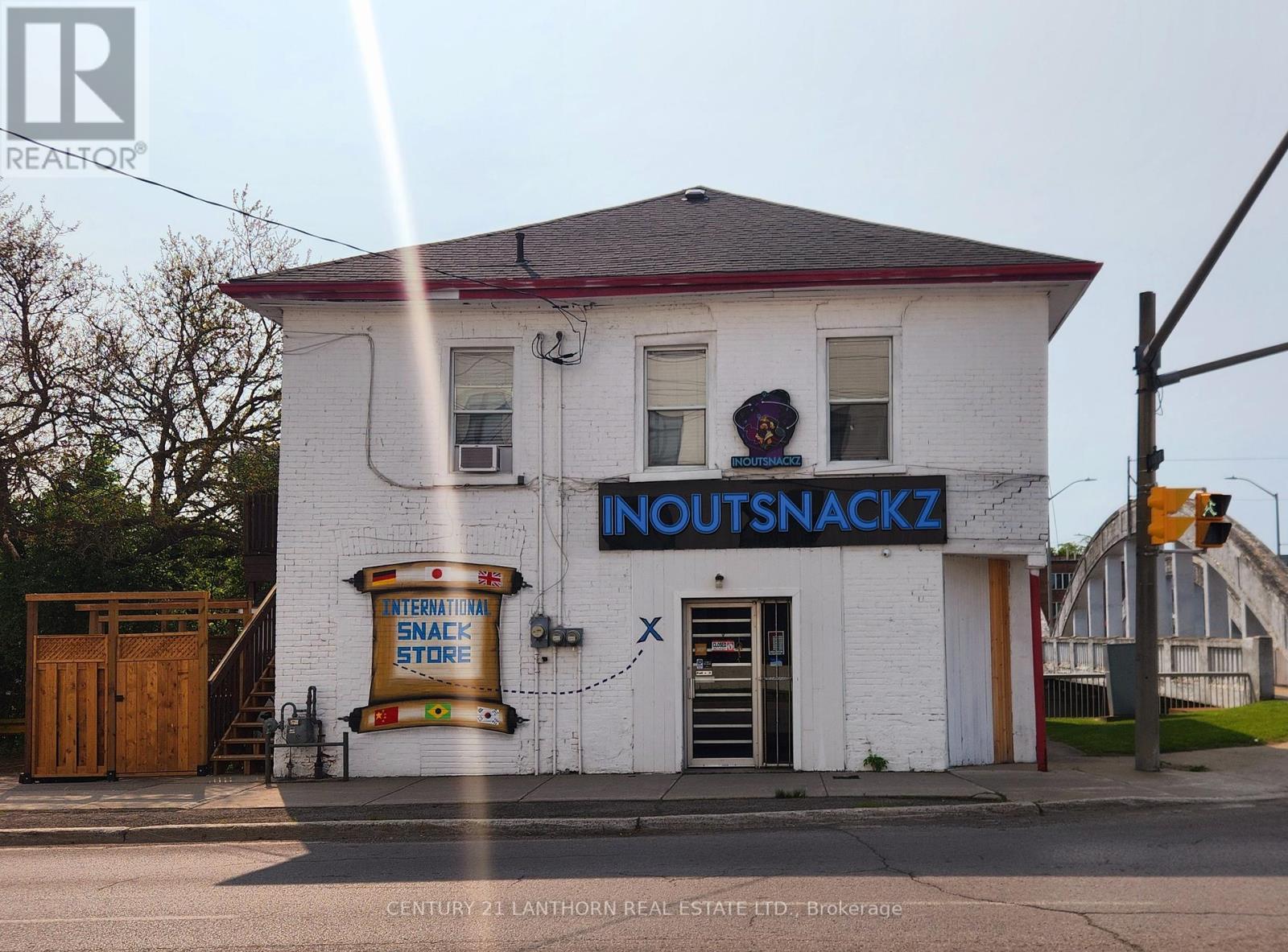 1 Moira Street E, Belleville, Ontario K8P 2S3 - Photo 2 - X12189574