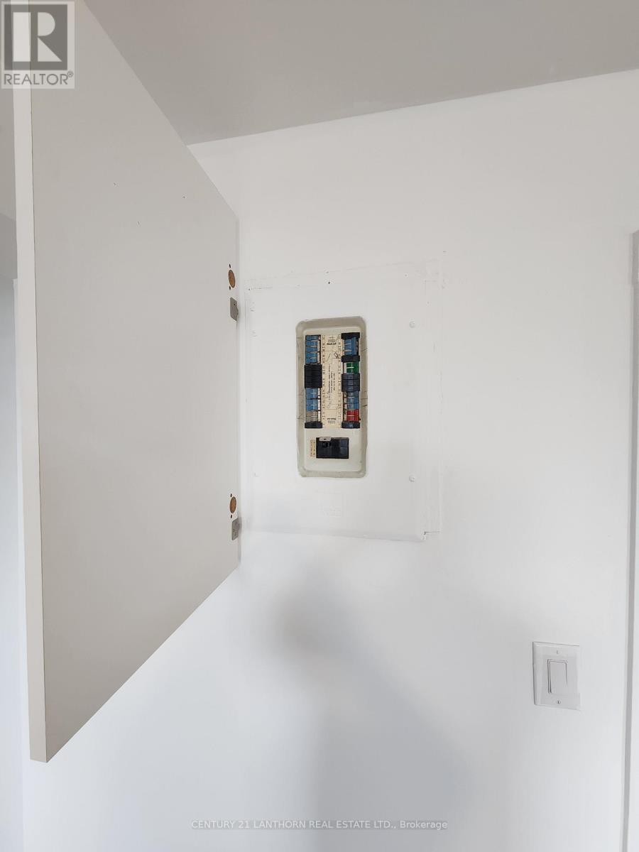 1 Moira Street E, Belleville, Ontario K8P 2S3 - Photo 21 - X12189574